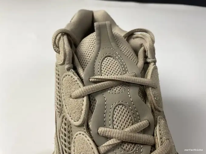 Yeezy Adidas Light 500 Taupe GX3605 0511